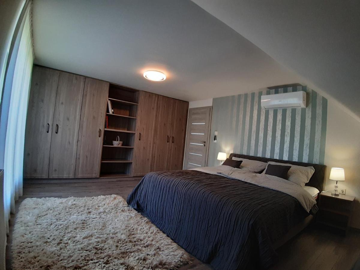 Profi Kecó Apartman Balatonalmadi Bagian luar foto