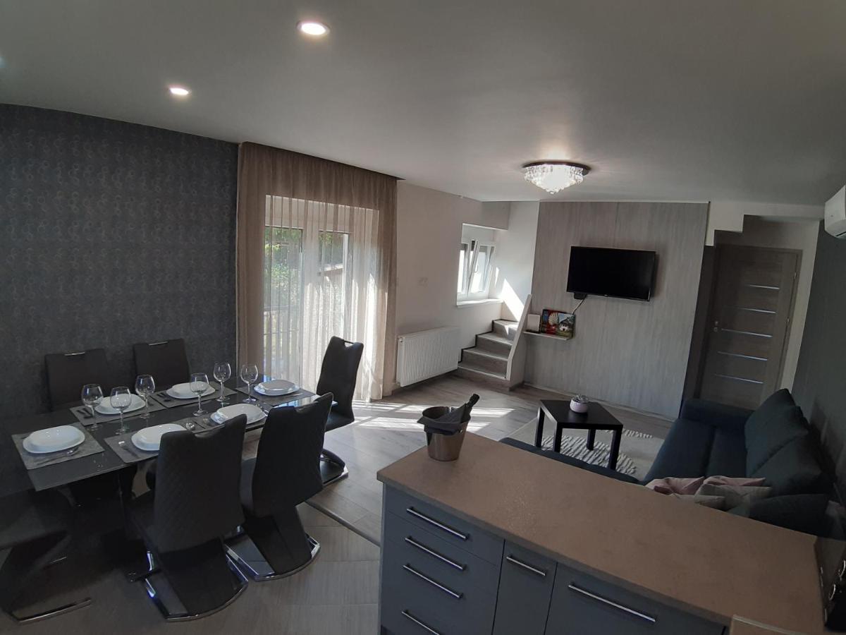 Profi Kecó Apartman Balatonalmadi Bagian luar foto