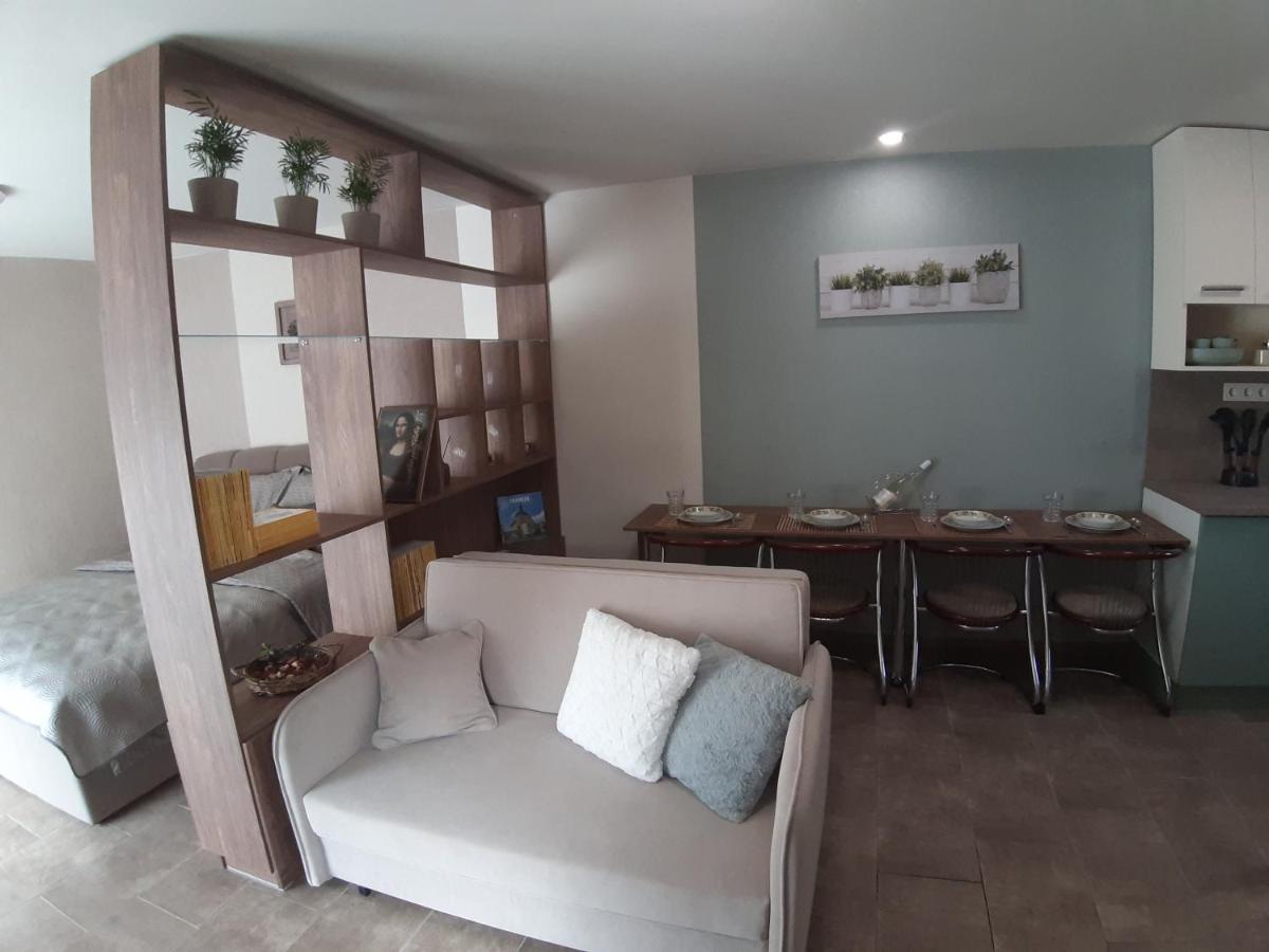 Profi Kecó Apartman Balatonalmadi Bagian luar foto
