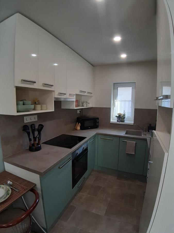 Profi Kecó Apartman Balatonalmadi Bagian luar foto